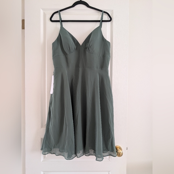 Azazie Dresses & Skirts - BNWT Azazie Dress in Sage Green